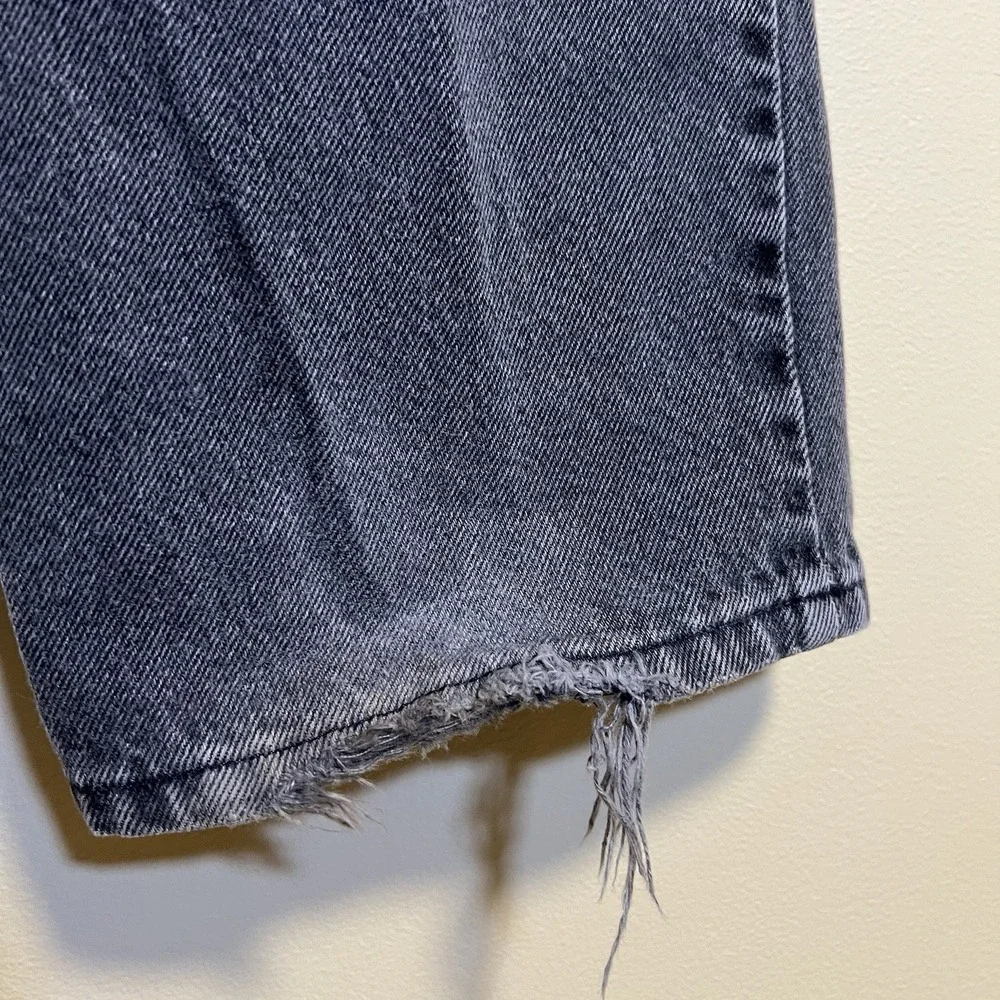Levis inside tag